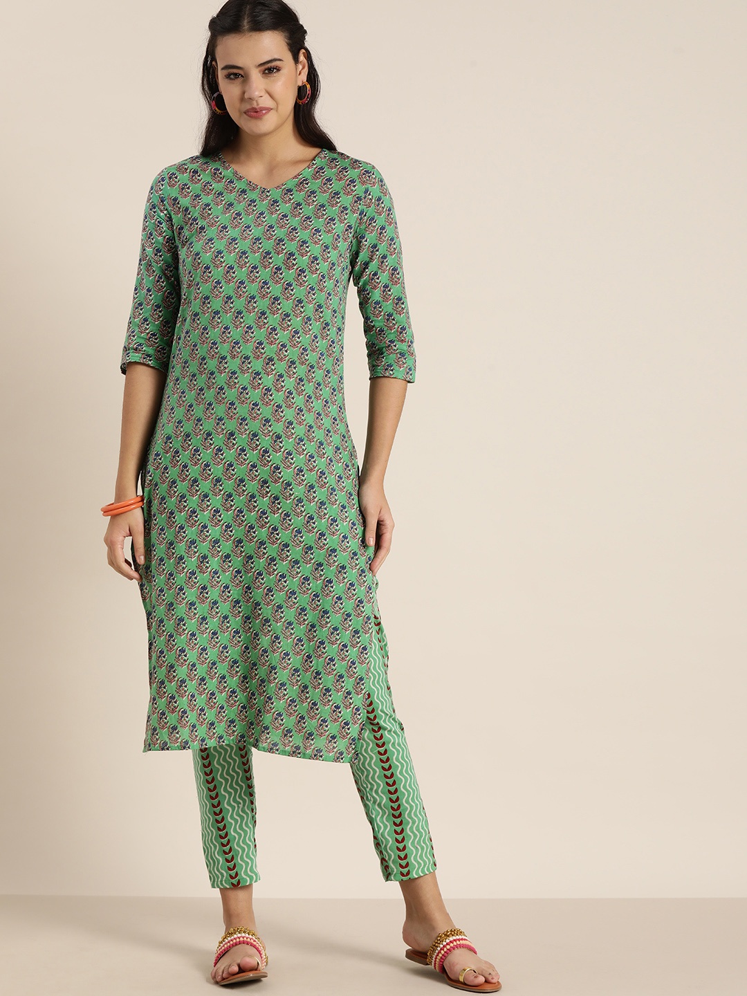 

Sangria Women Green Printed Pure Cotton Kurta with Trousers