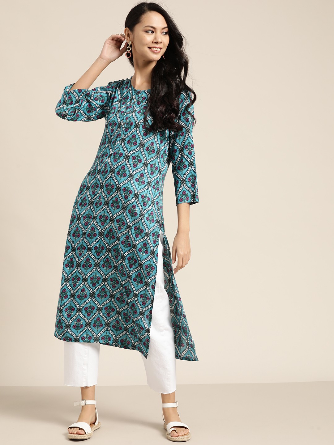 

Sangria Women Blue & Purple Ethnic Motifs Print Cotton Straight Kurta
