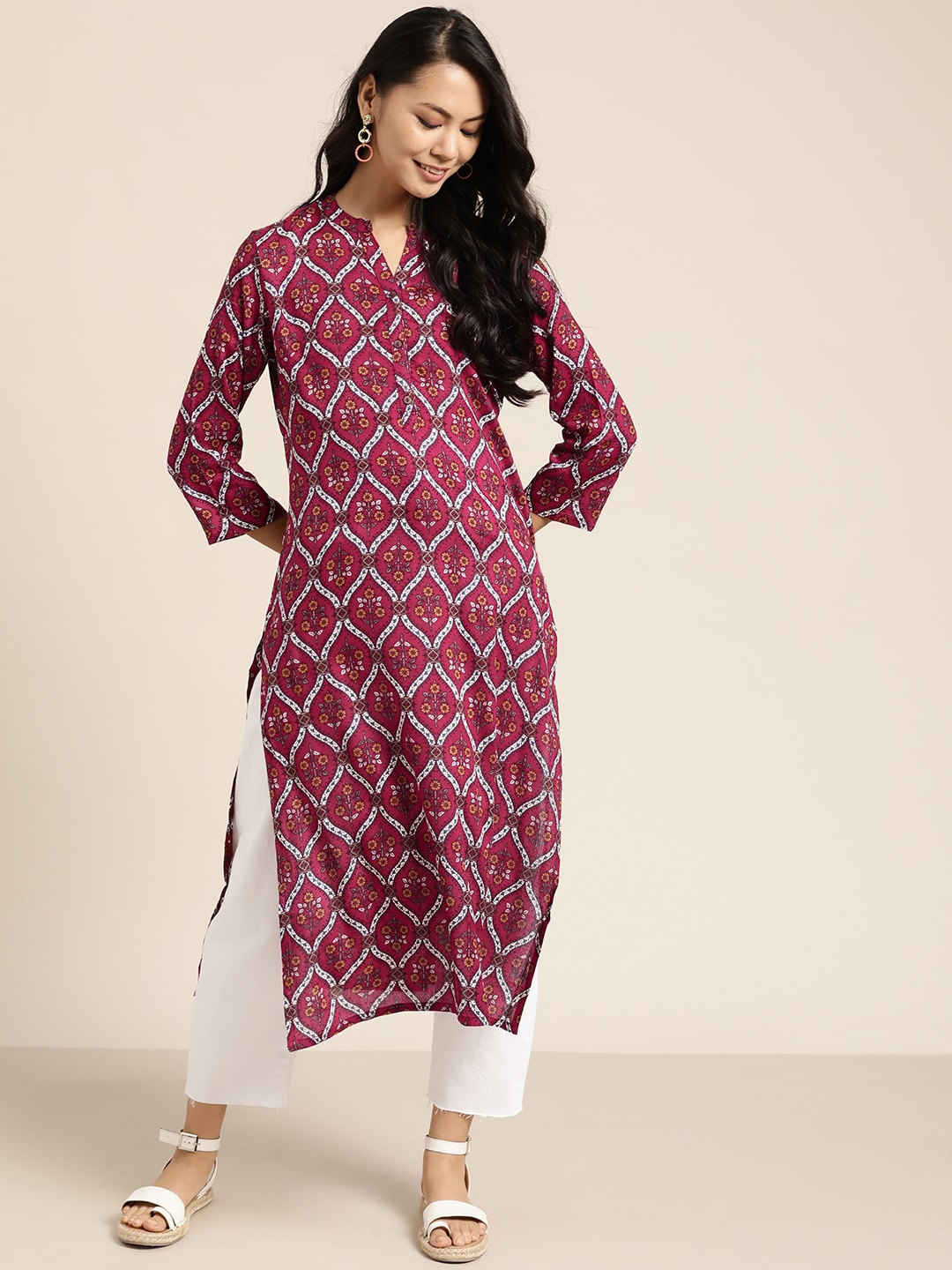 

Sangria Women Burgundy & White Ethnic Motifs Print Cotton Straight Kurta