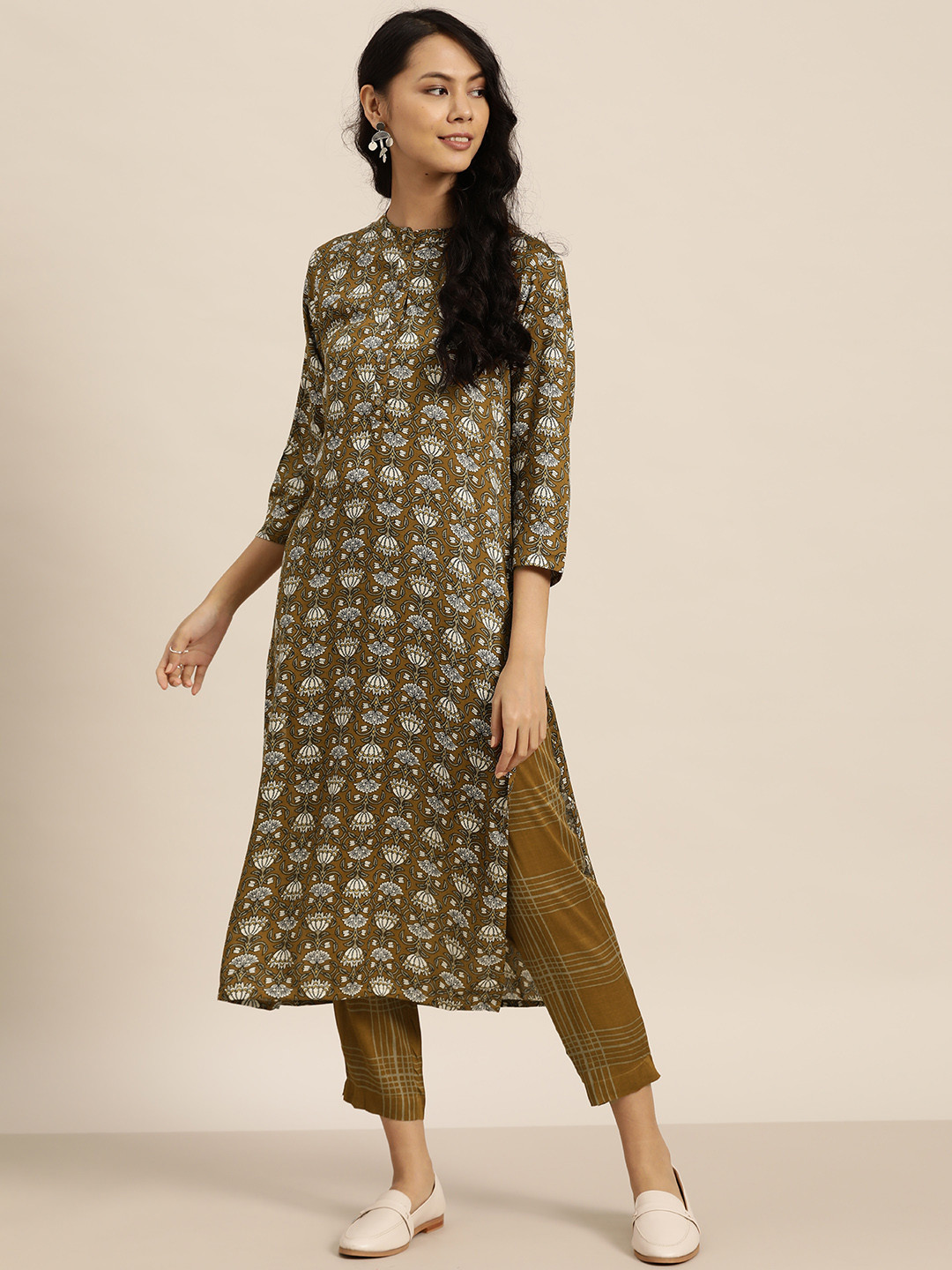 

Sangria Women Mustard Brown & White Printed Pure Cotton Kurta with Trousers