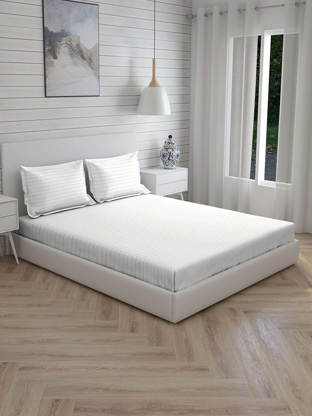

Boutique Living India Off-White Checked 210 TC Cotton 1 King Bedsheet with 2 Pillow Covers