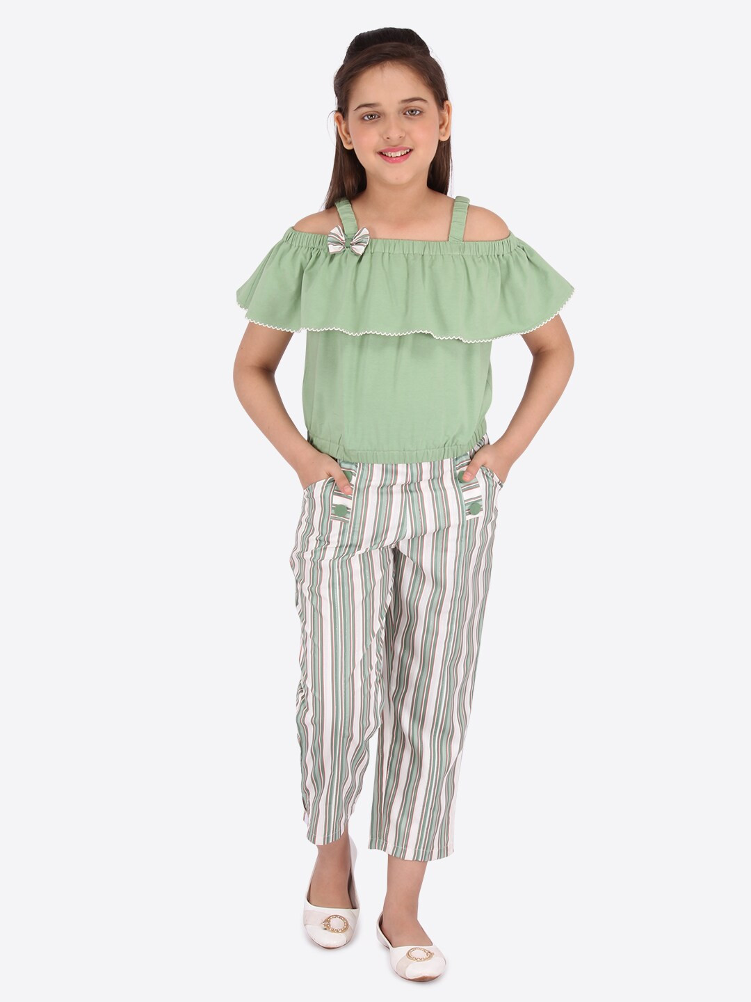 

CUTECUMBER Girls Green & White Solid Top with Culottes