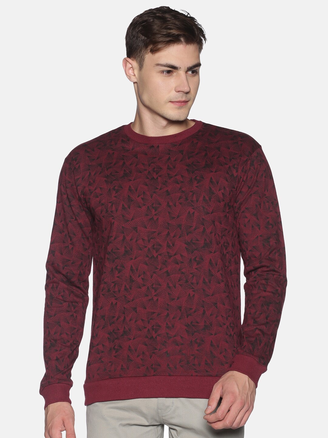 

UrGear Men Maroon & Black Printed Round Neck T-shirt