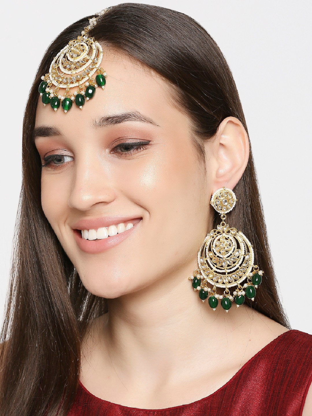 

OOMPH Gold-Toned Green & White Stone-Studded & Beaded Jewellery Set