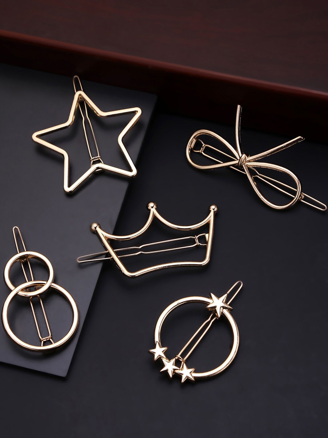 

Yellow Chimes Star Bow Set of 5 Gold-Toned Alligator Clips Hair Pins