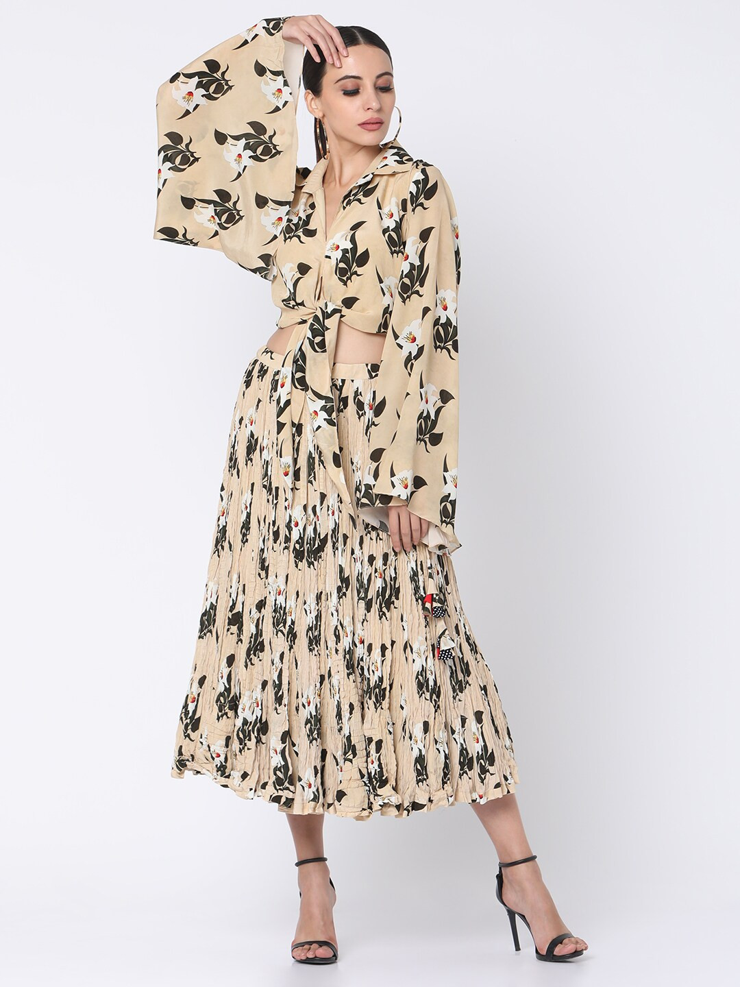 

Masaba Women Beige Printed Top with Skirt
