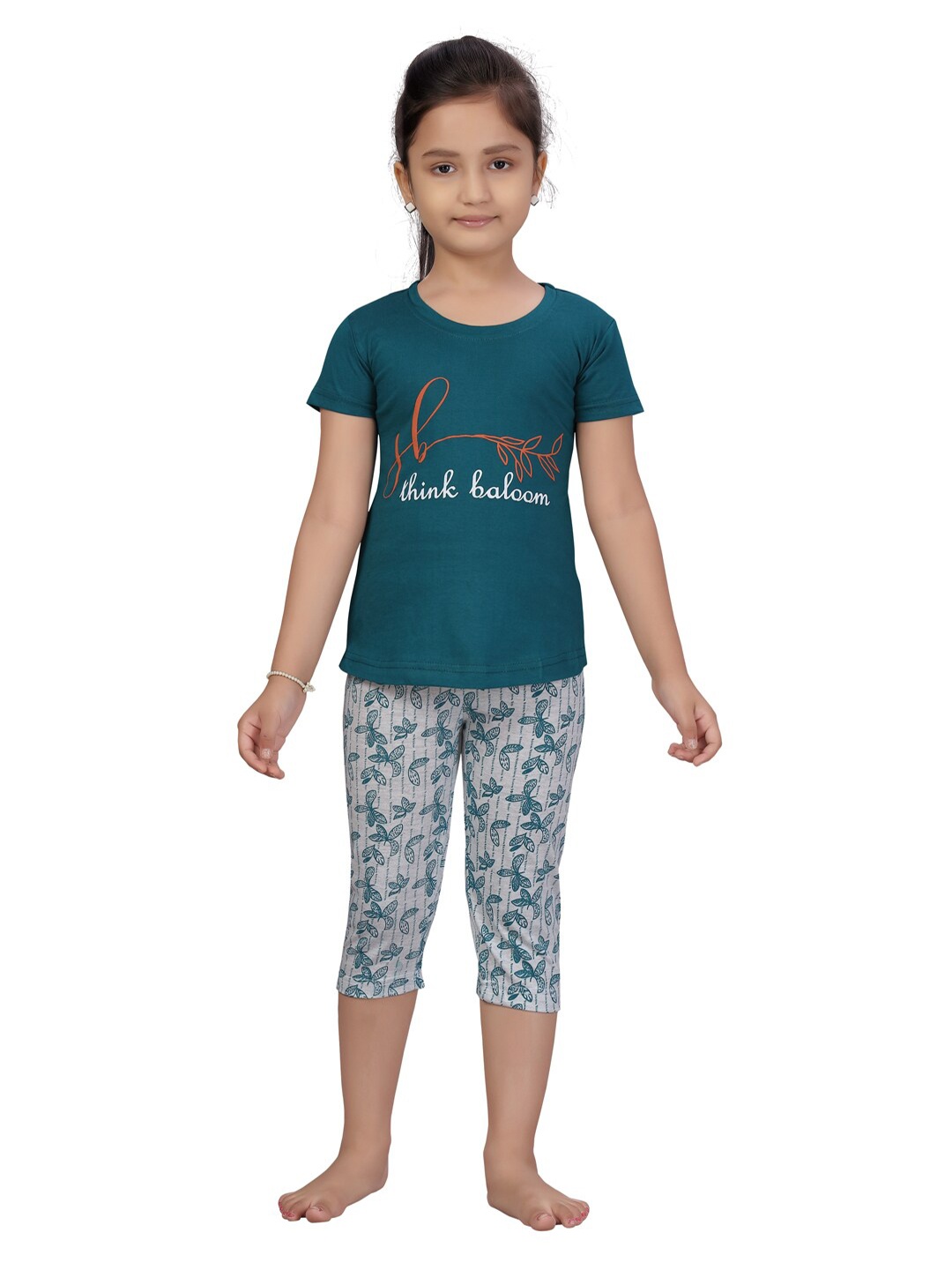 

Aarika Girls Teal & Grey Printed Night suit