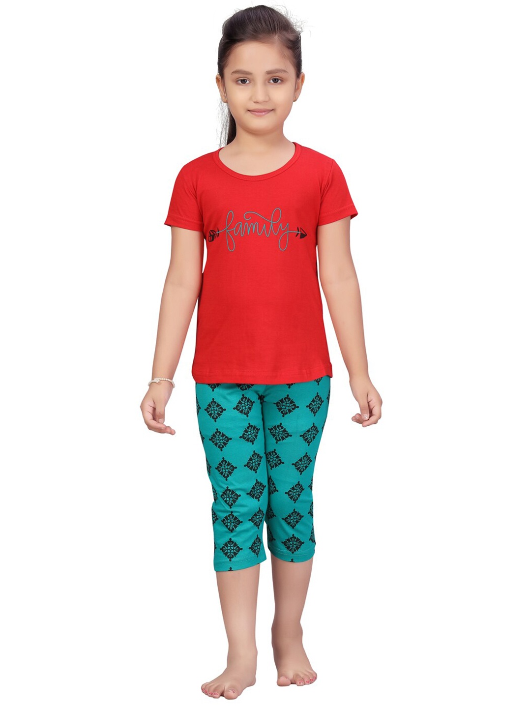 

Aarika Girls Red & Blue Printed Night suit