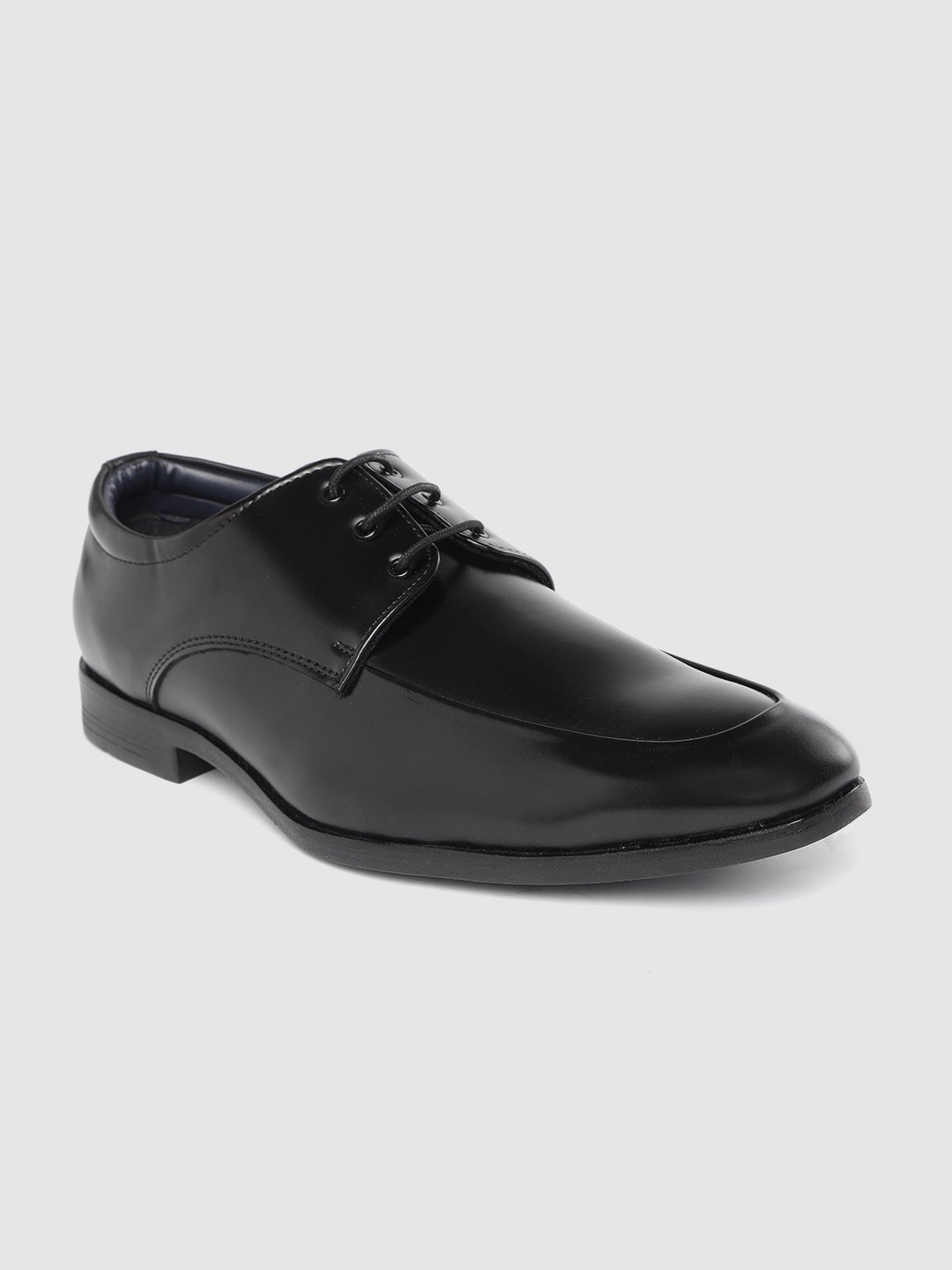 

INVICTUS Men Black Solid Formal Derbys