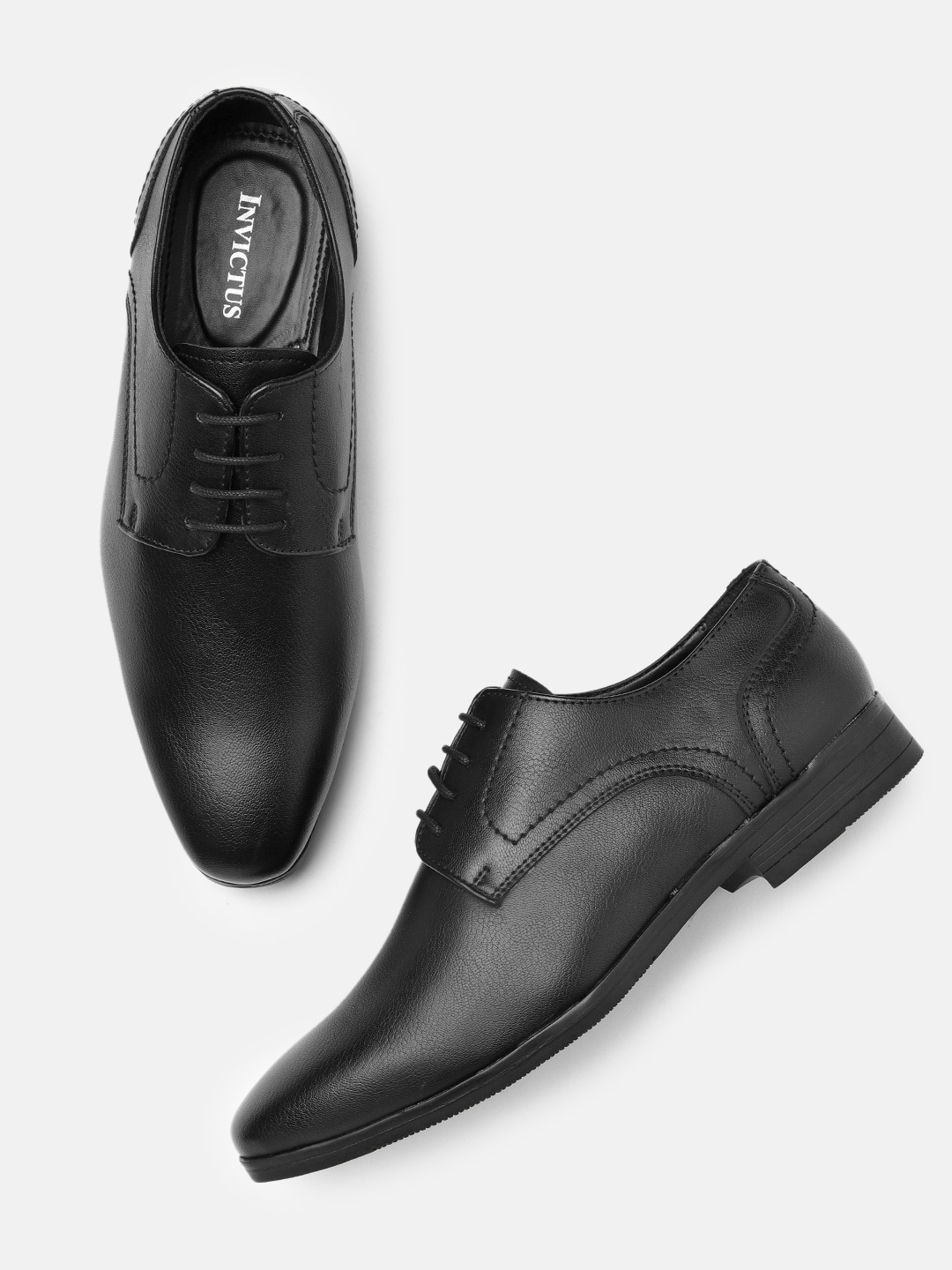 

INVICTUS Men Black Solid Formal Derbys