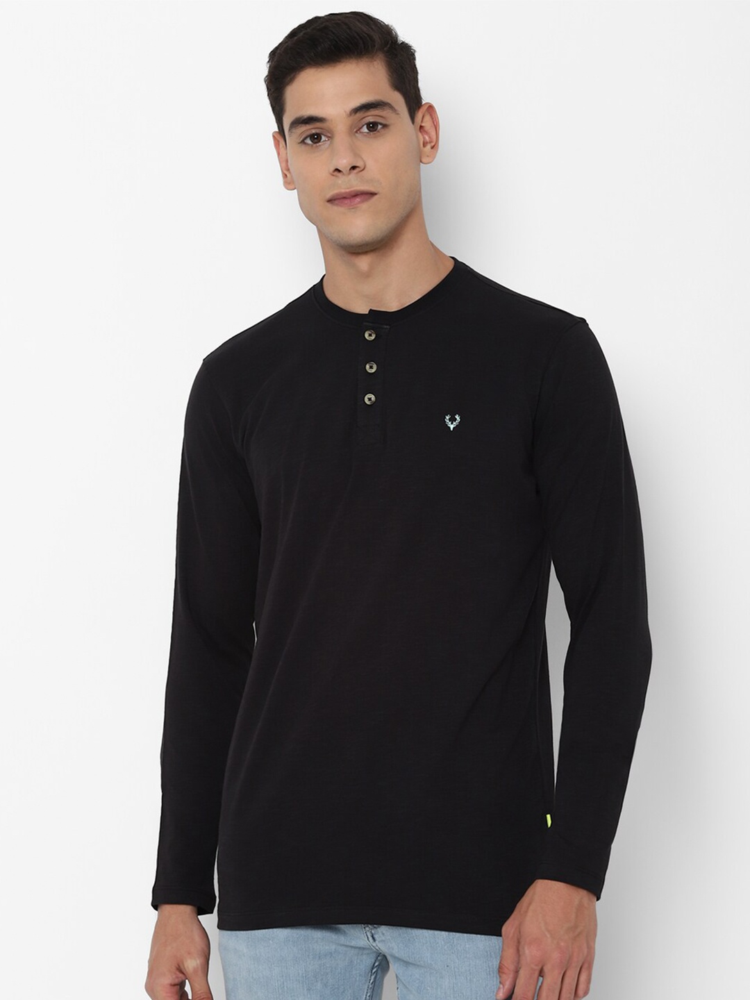 

Allen Solly Sport Men Black Solid Henley Neck T-shirt