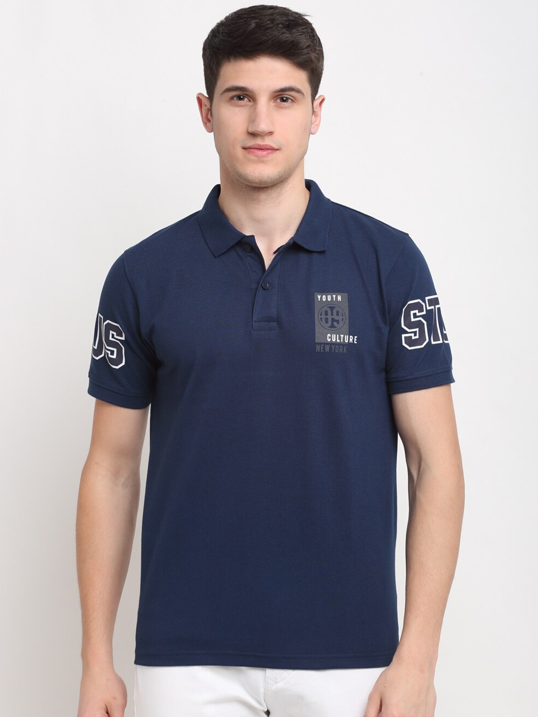

Rodamo Men Navy Blue Solid Polo Collar T-shirt