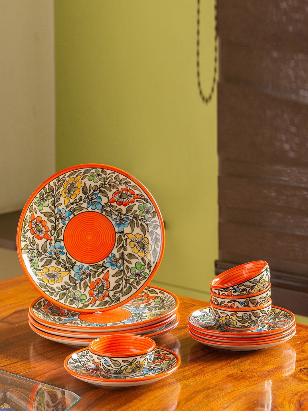 

ExclusiveLane Set of 12 Cream-Coloured Orange Ceramic Dinner Plates