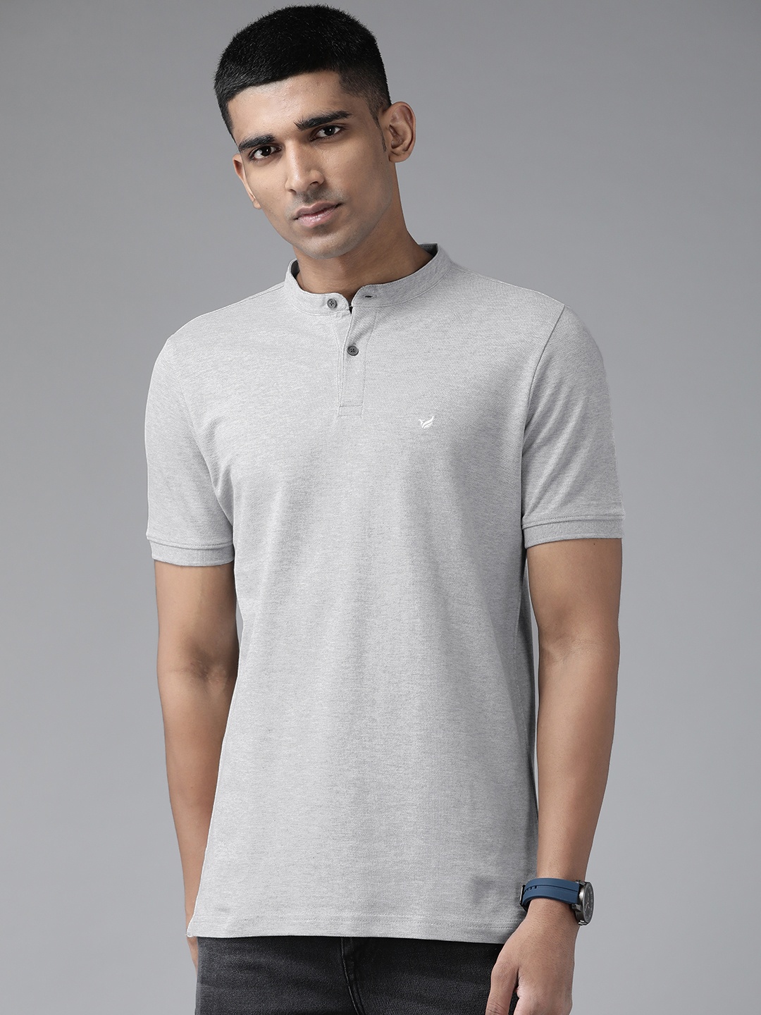 

Blackberrys Men Grey Melange Pure Cotton Solid Henley Neck T-shirt