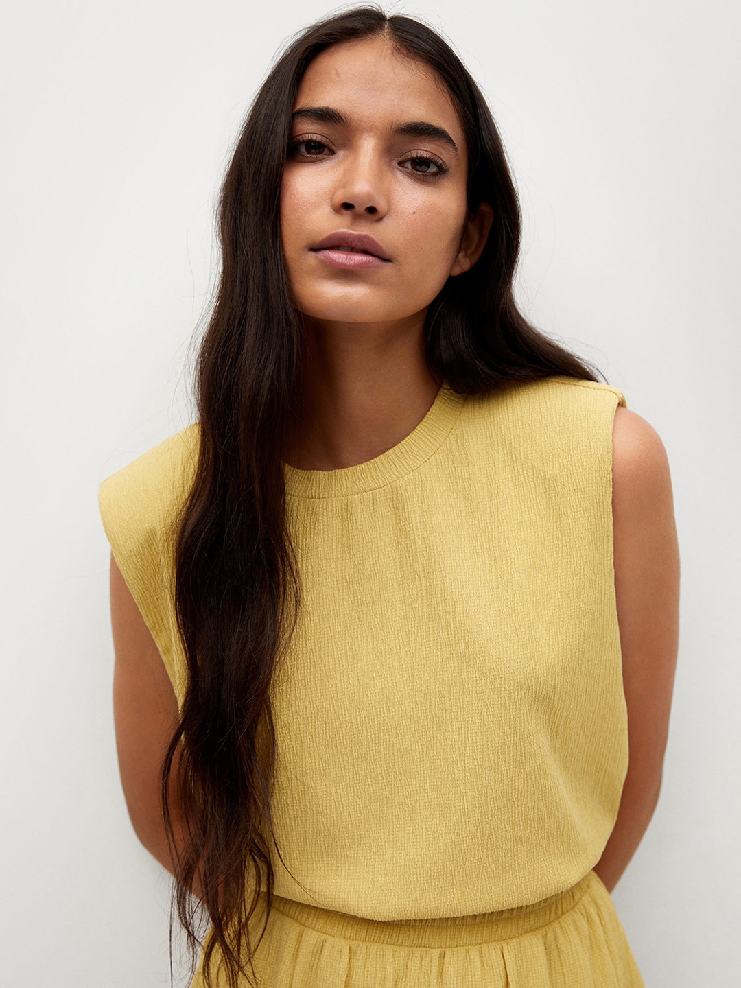 

MANGO Mustard Yellow Padded Shoulder Solid Regular Top
