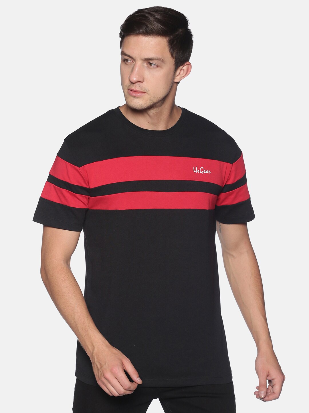 

UrGear Men Black & Red Striped Round Neck T-shirt