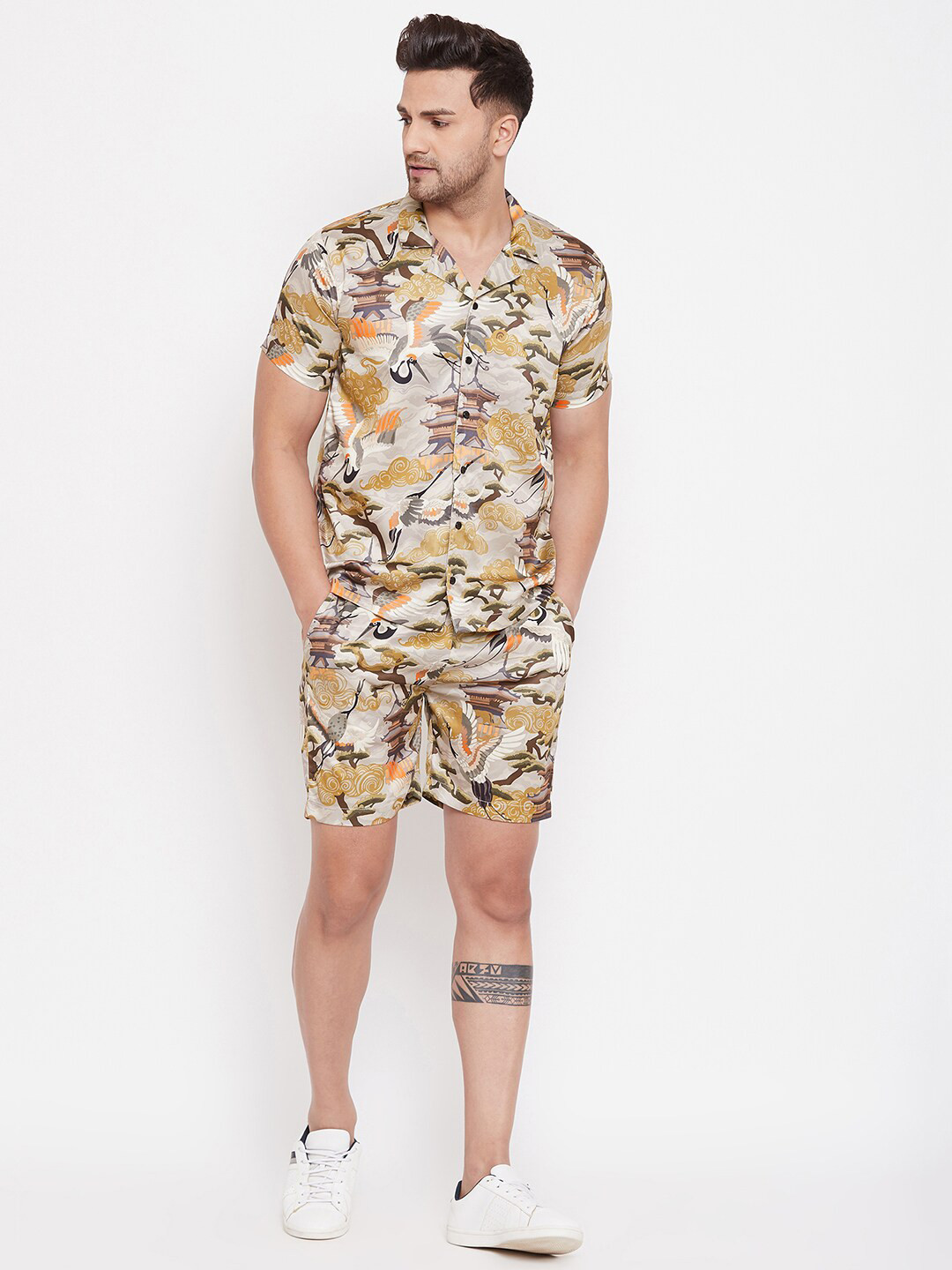 

FUGAZEE Men Multicoloured Oriental Printed Cuban Shirt with Shorts, Multi