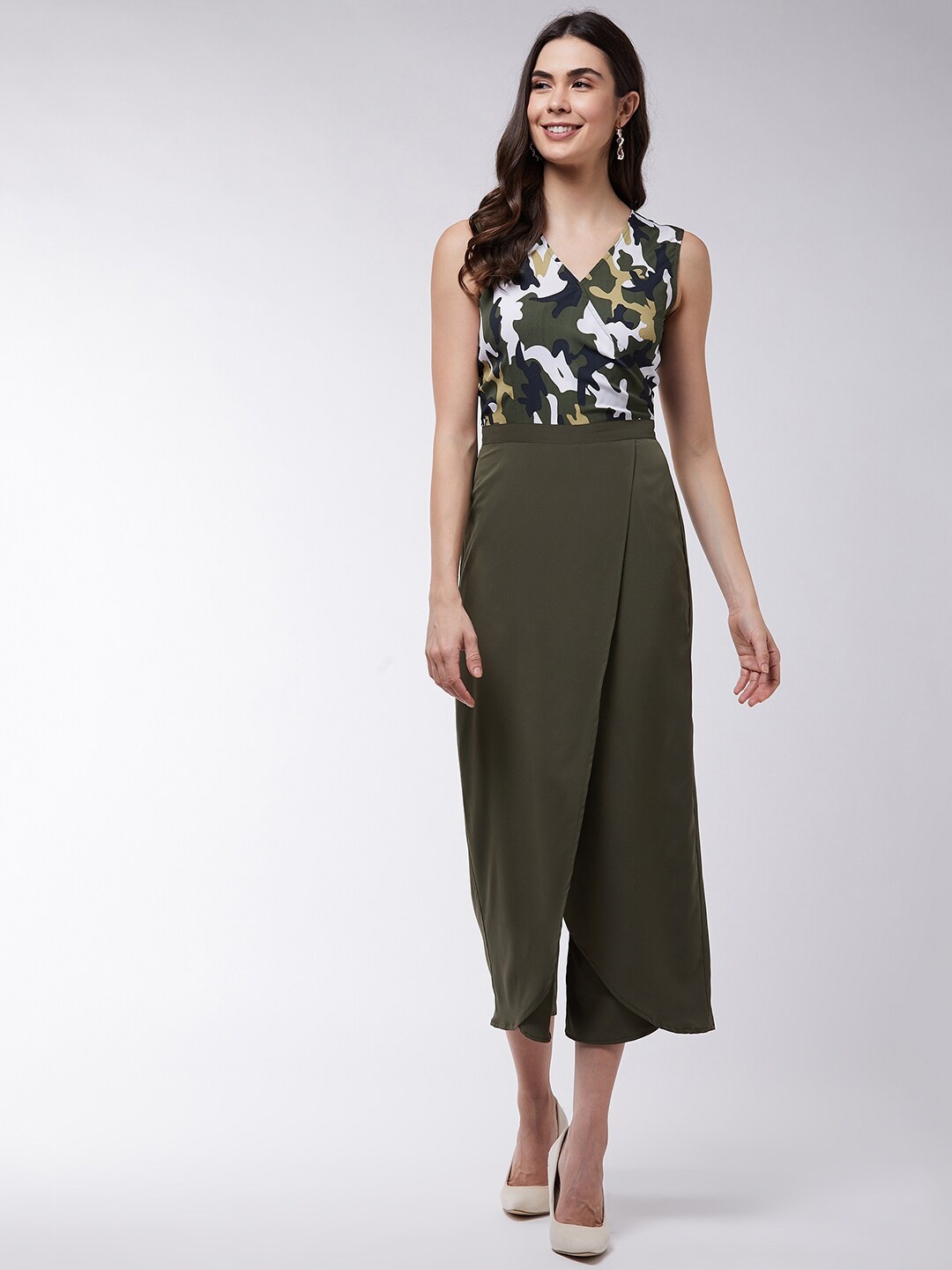

Zima Leto Women Olive Green & White Printed Culotte Jumpsuit