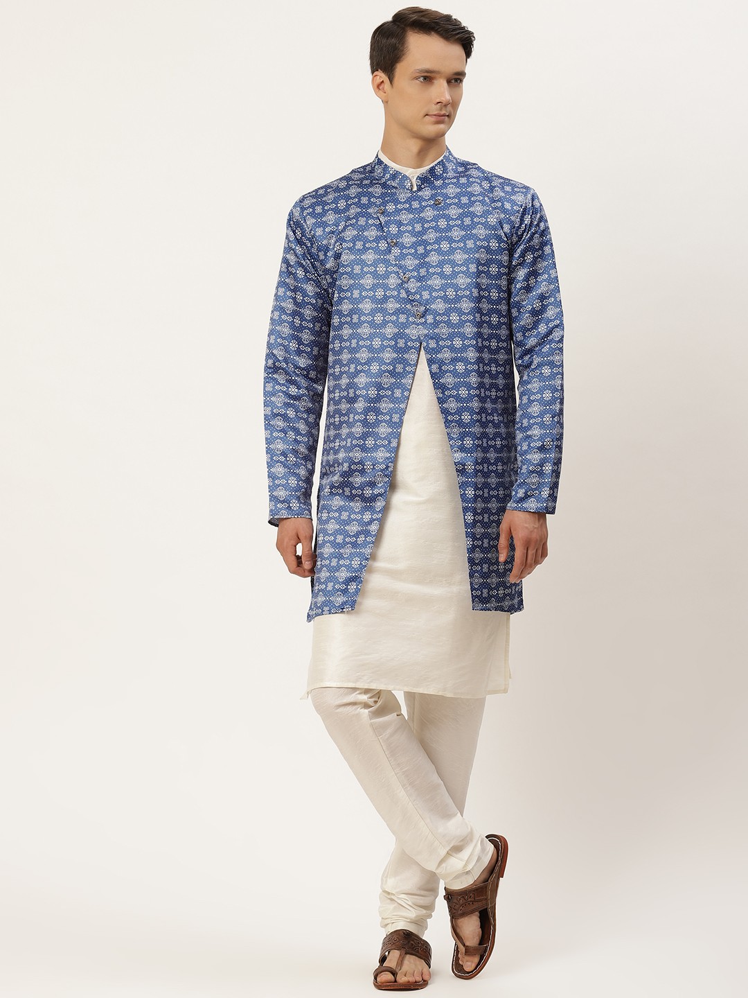 

SOJANYA Men Off White Kurta with Churidar & Jacket