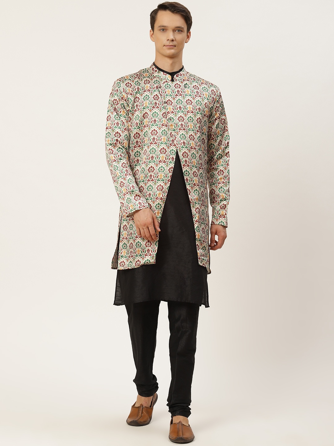 

SOJANYA Men Black Kurta with Churidar & Jacket