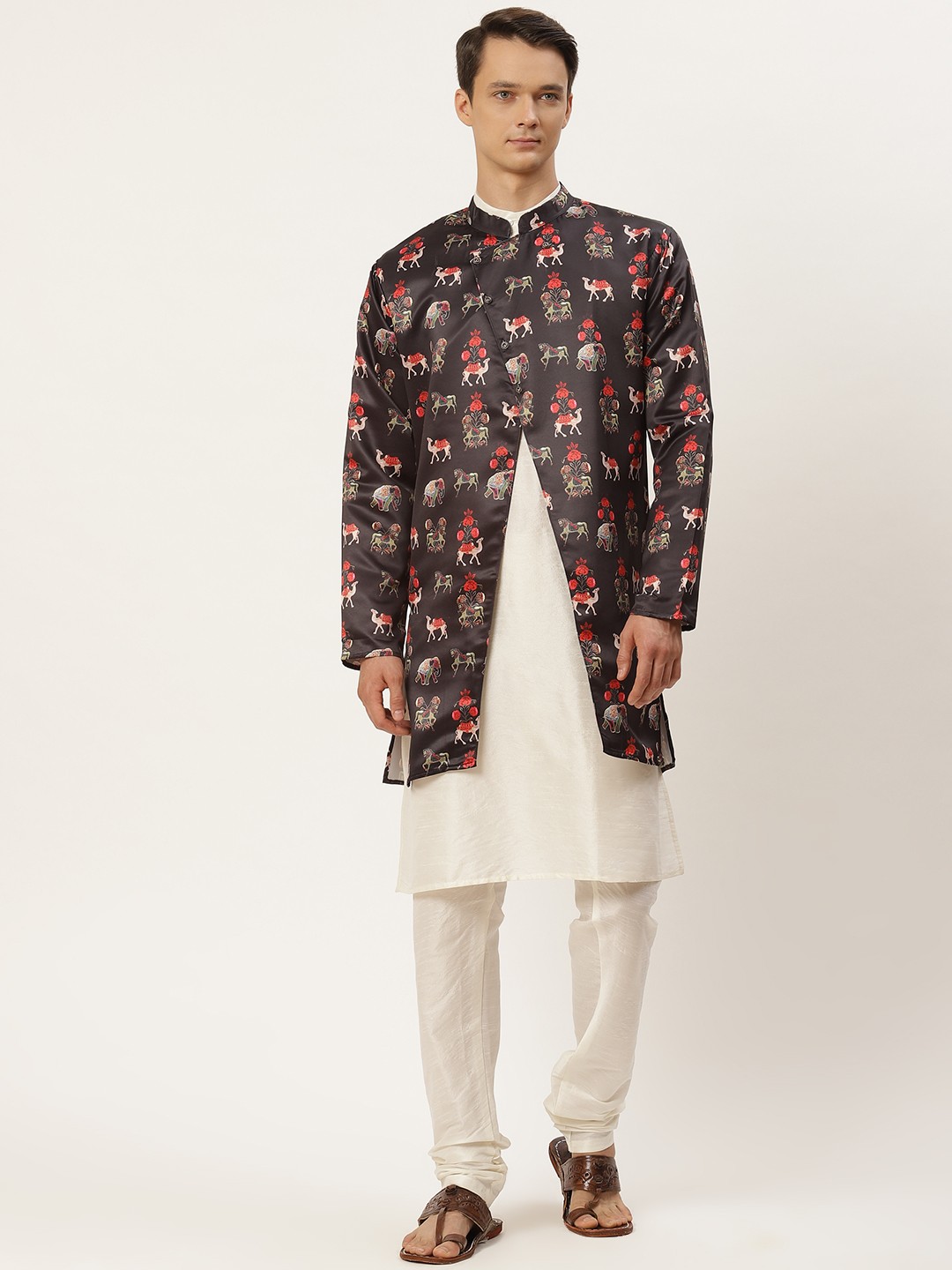 

SOJANYA Men Off White & Black Kurta with Churidar