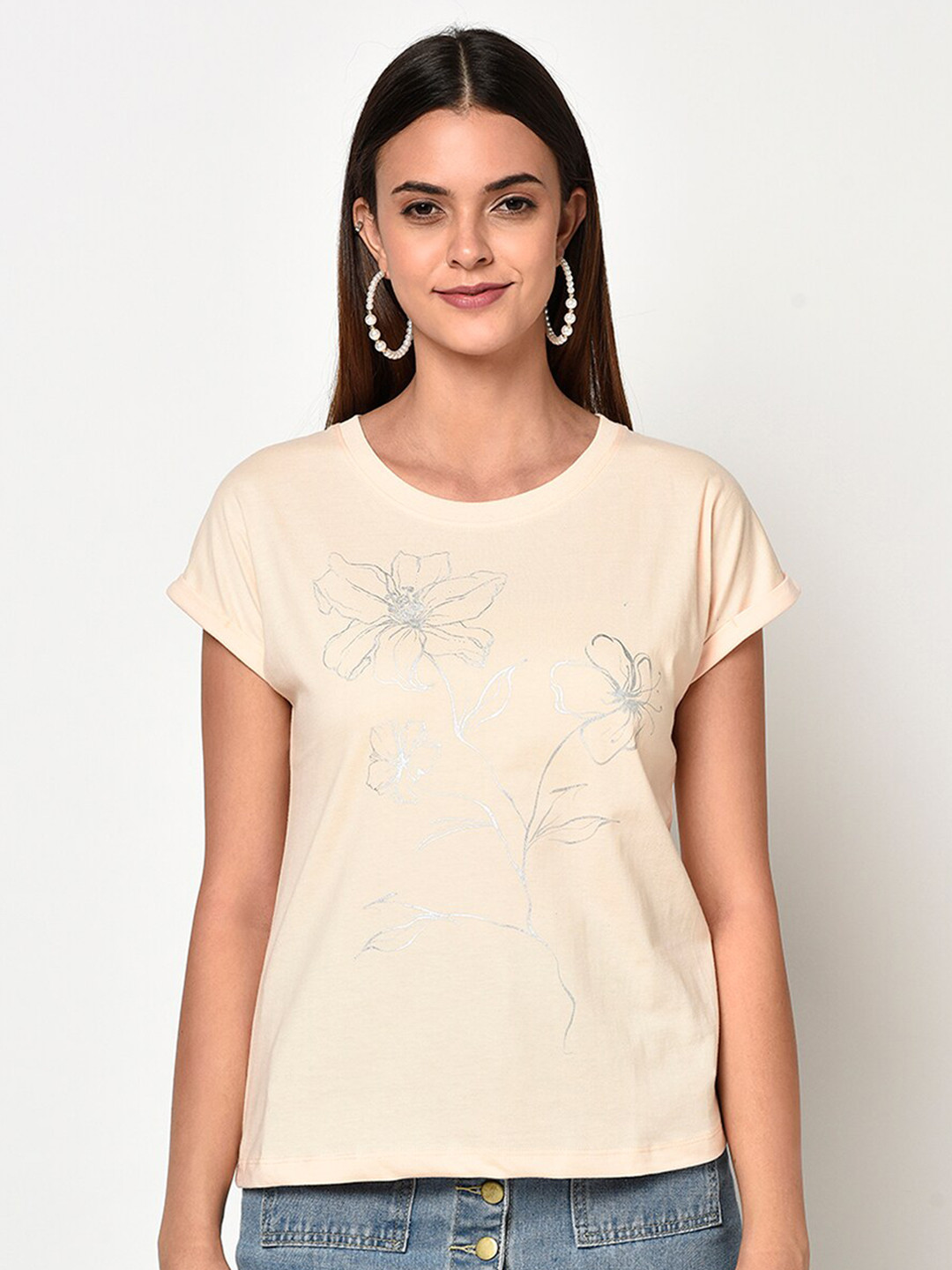 

METTLE Women Cream-Coloured & Silver Printed Round Neck T-shirt