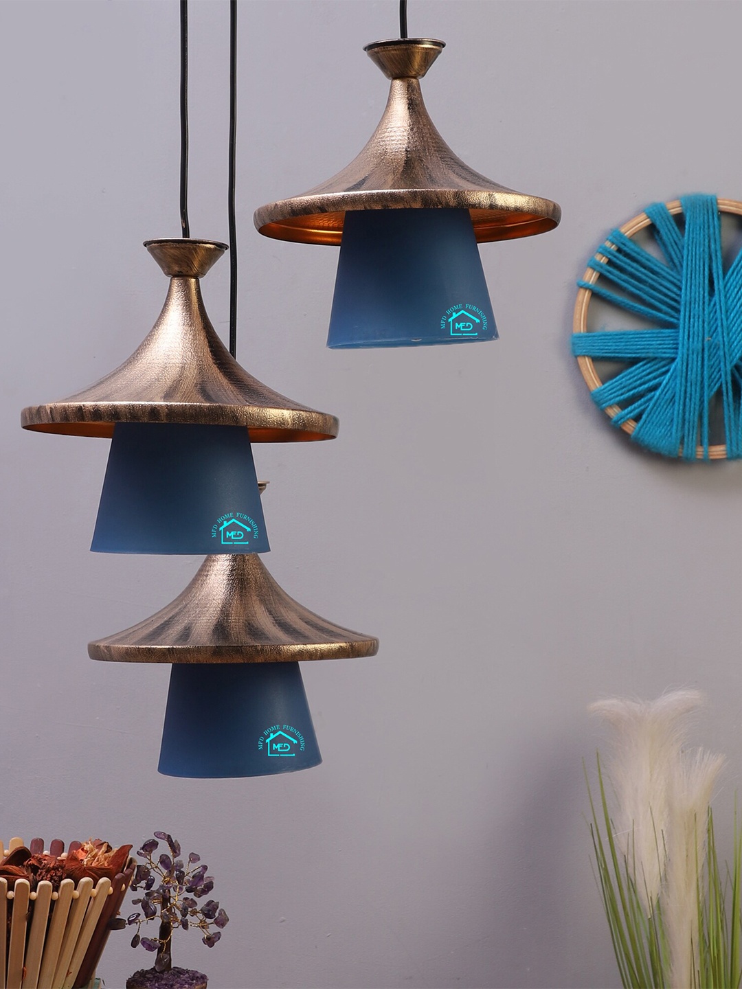 

MFD HOME FURNISHING Gold-Toned & Blue Self Design Quirky Cluster Lights