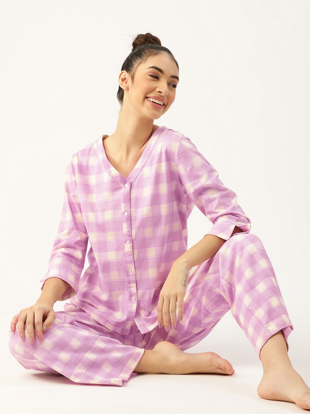 

DressBerry Women Lavender & White Pure Cotton Checked Pyjama Set