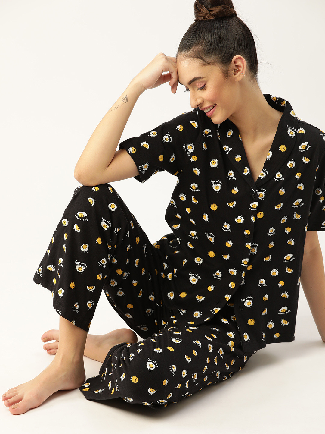 

DressBerry Women Black & Yellow Pure Cotton Printed Pyjama Set