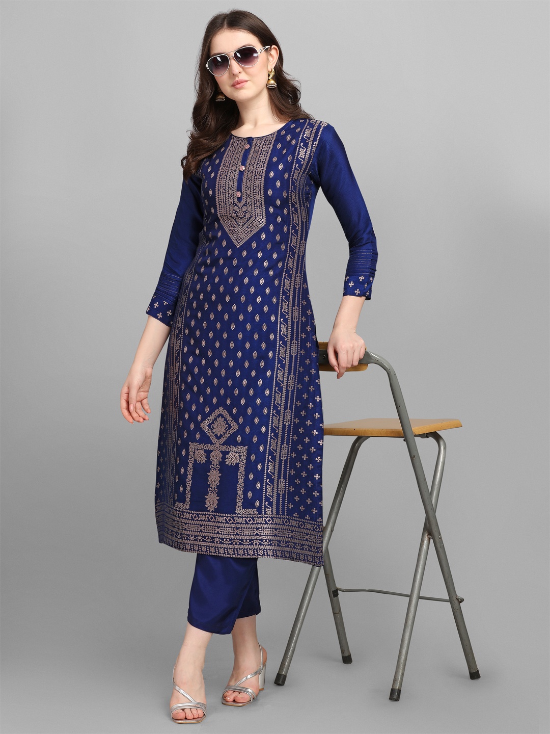 

Seerat Women Navy Blue Jacquard Bandhani Kurti With Palazzo