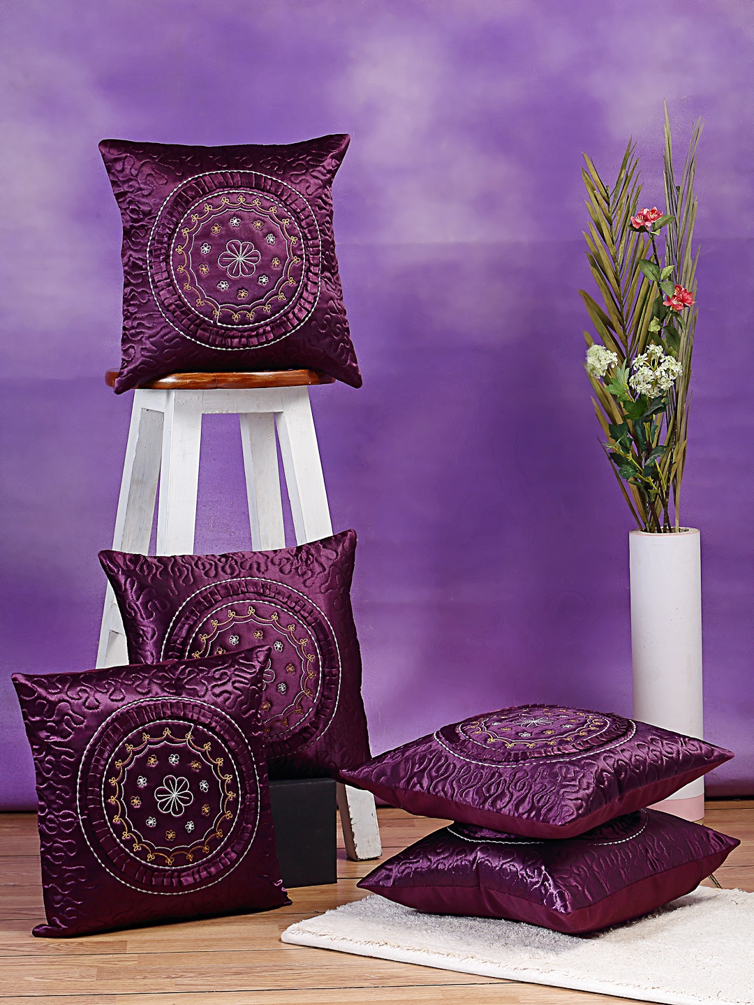

DREAM WEAVERZ Purple Set of 5 Embroidered Square Cushion Covers