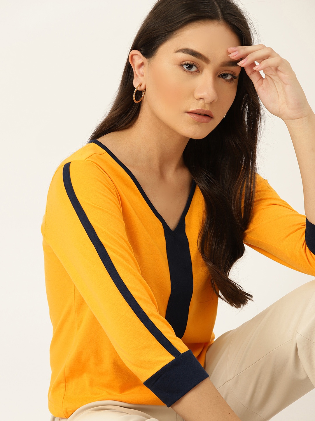 

DressBerry Women Yellow & Navy Blue Colourblocked V-Neck T-shirt