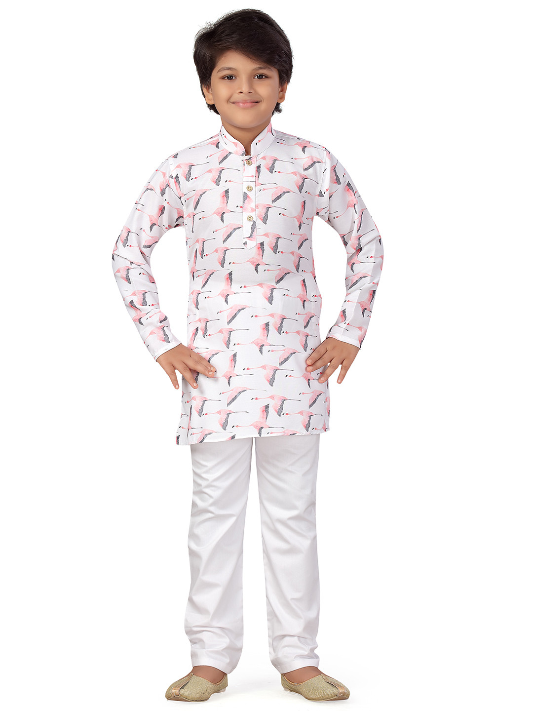 

Aj DEZInES Boys Pink Printed Kurta with Pyjamas