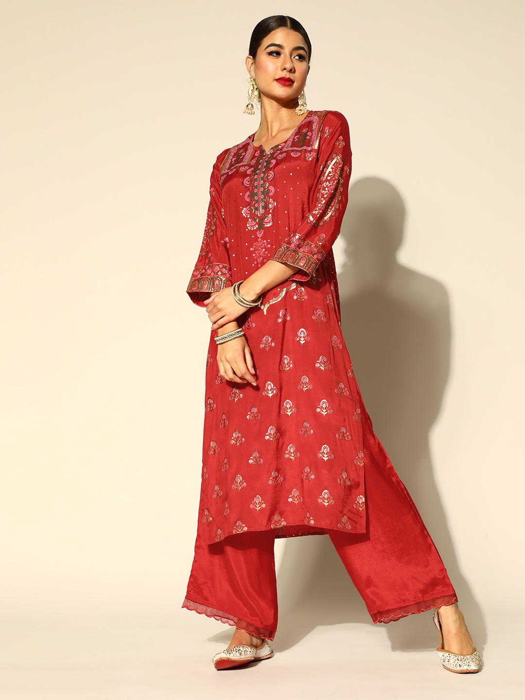 

Anouk Women Red & Golden Ethnic Motifs Printed Regular Kurta with Palazzos