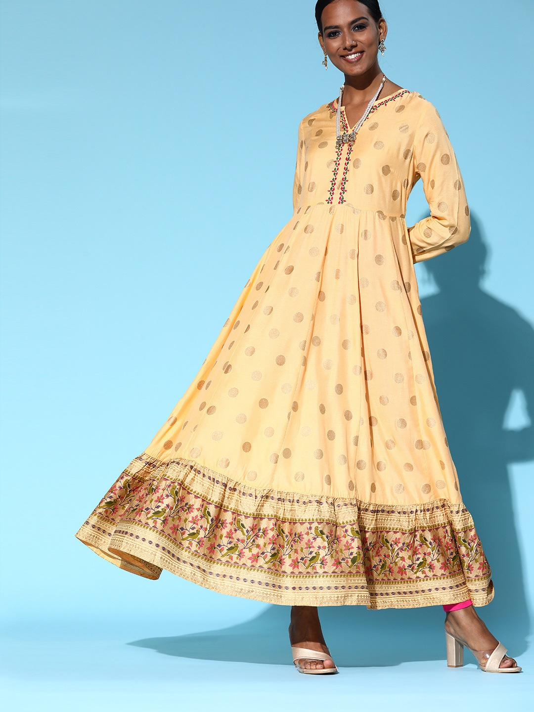 

Anouk Ethnic Motifs Viscose Rayon Kurta Set, Peach