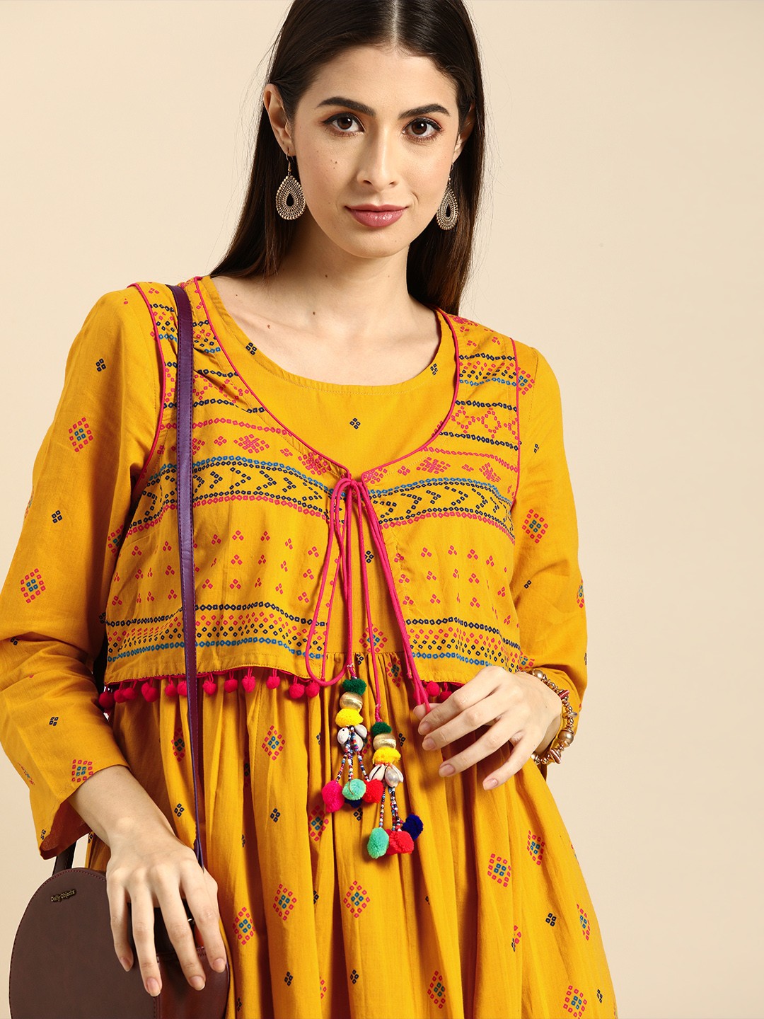

Anouk Geometric Pure Cotton Kurta Set, Mustard
