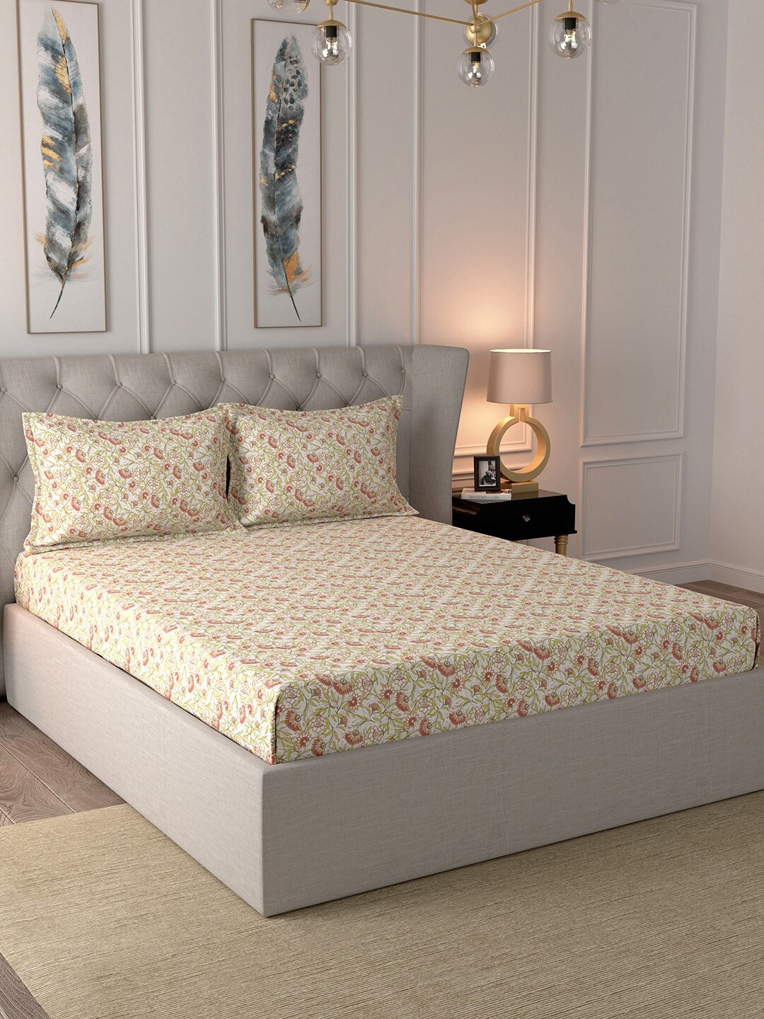 

In-House by maspar White & Pink Floral 144 TC Cotton 1 Queen Bedsheet with 2 Pillow Covers
