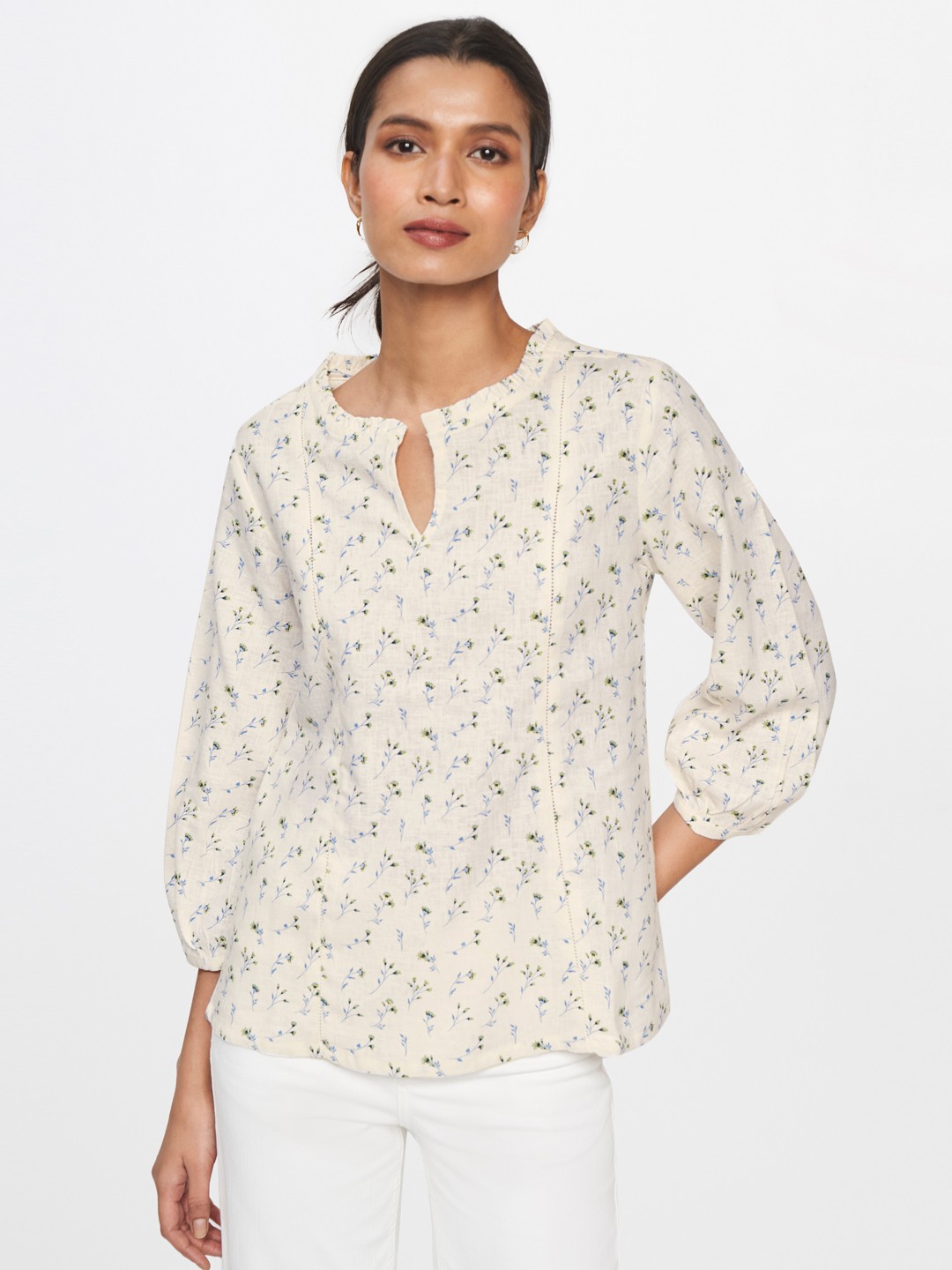 

AND Women White & Blue Floral Printed V- Neck Regular Top