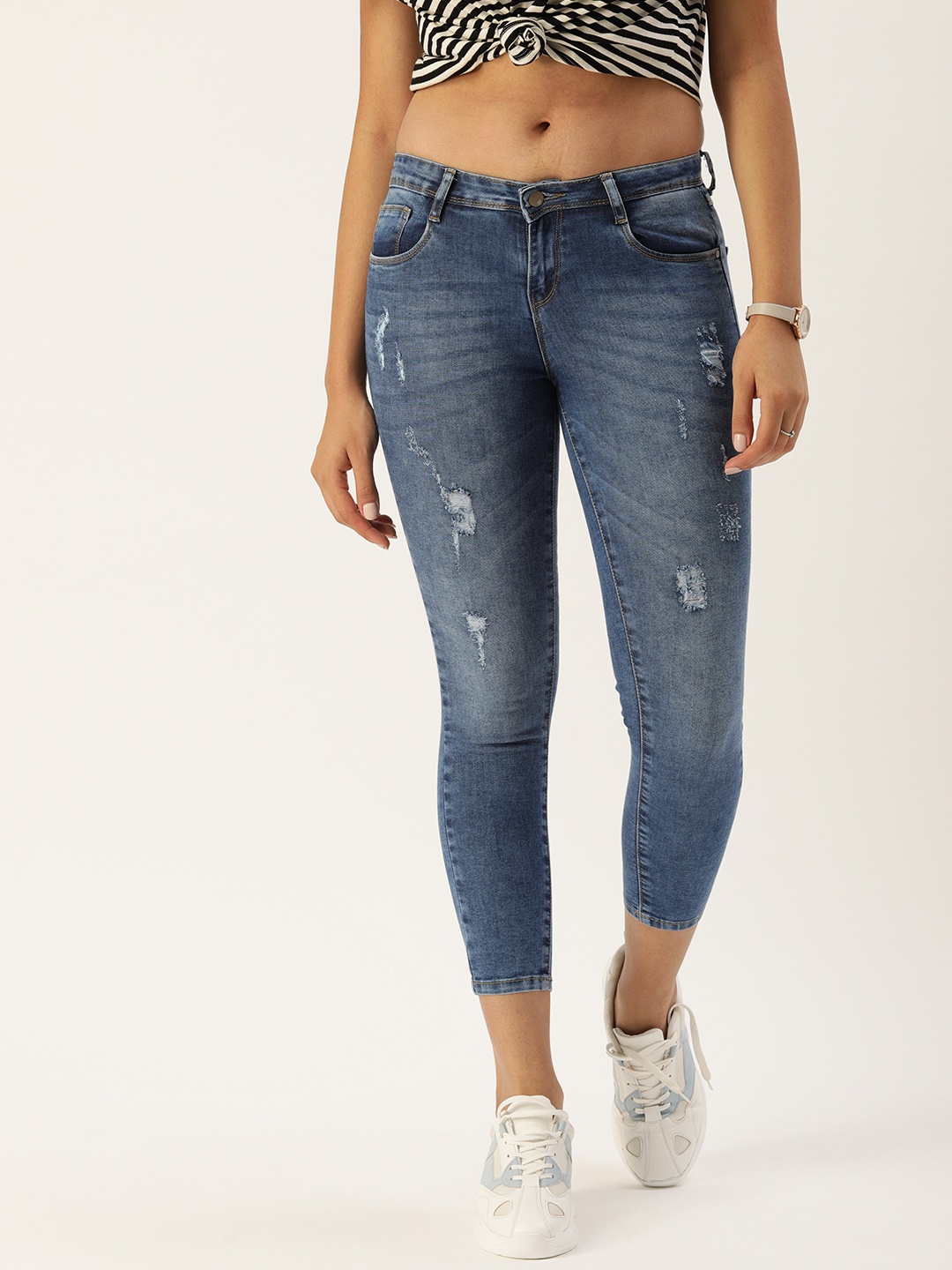 

AND Women Blue Slim Fit Mildly Distressed Mid Rise Light Fade Stretchable Cropped Jeans