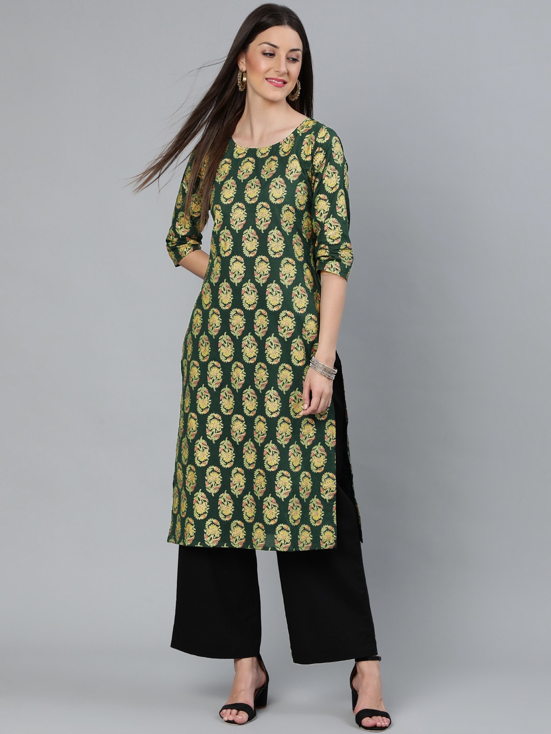 

Nayo Women Green & Red Floral Printed Kurta