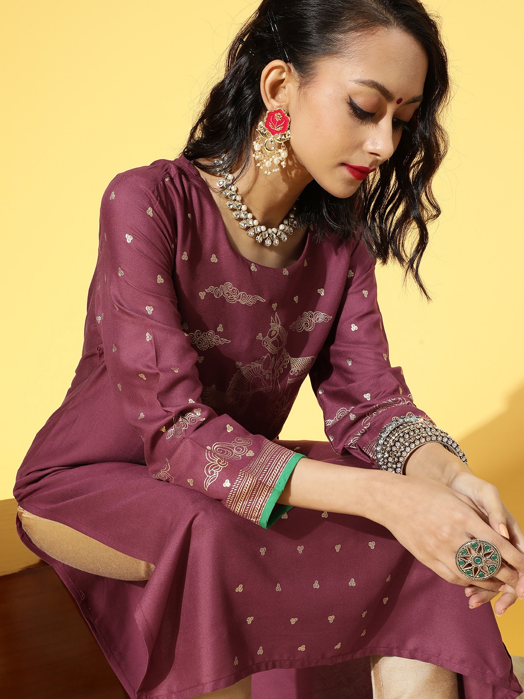 

Anouk Women Burgundy & Golden Ethnic Motifs Printed Kurta