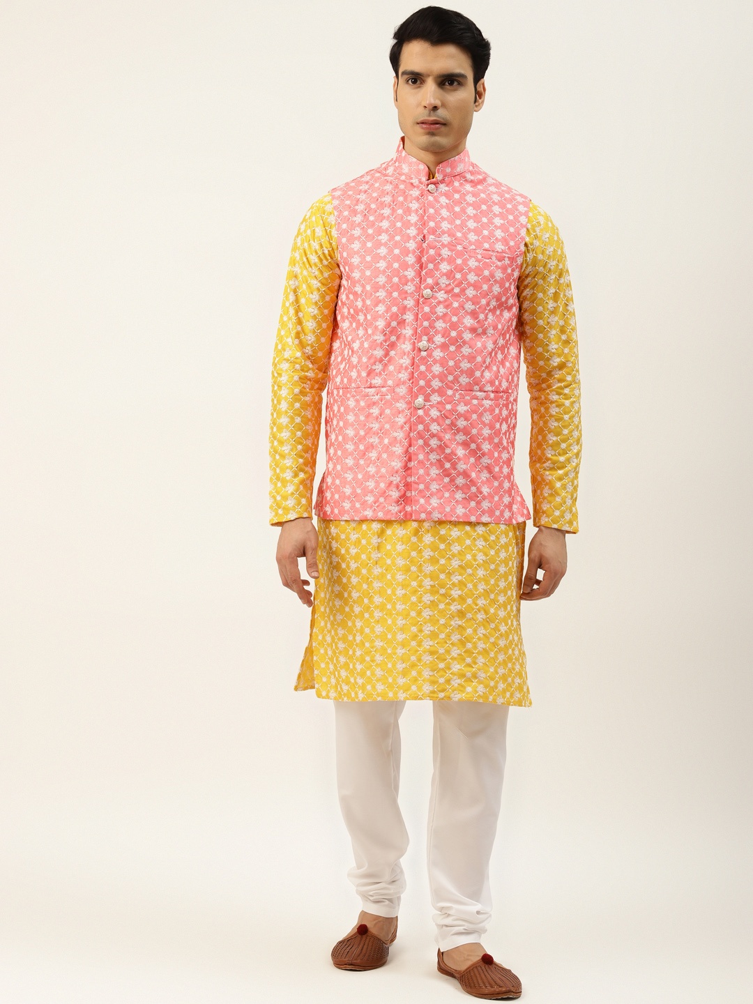 SOJANYA Men Yellow & White Embroidered Thread Work Kurta with Churidar & Nehru Jacket