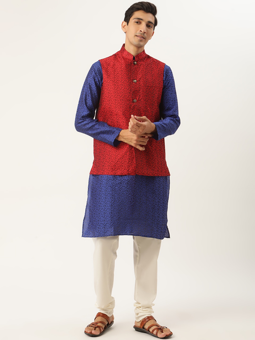 

SOJANYA Men Blue & Off-White Jacquard Woven Design Kurta with Churidar & Nehru Jacket