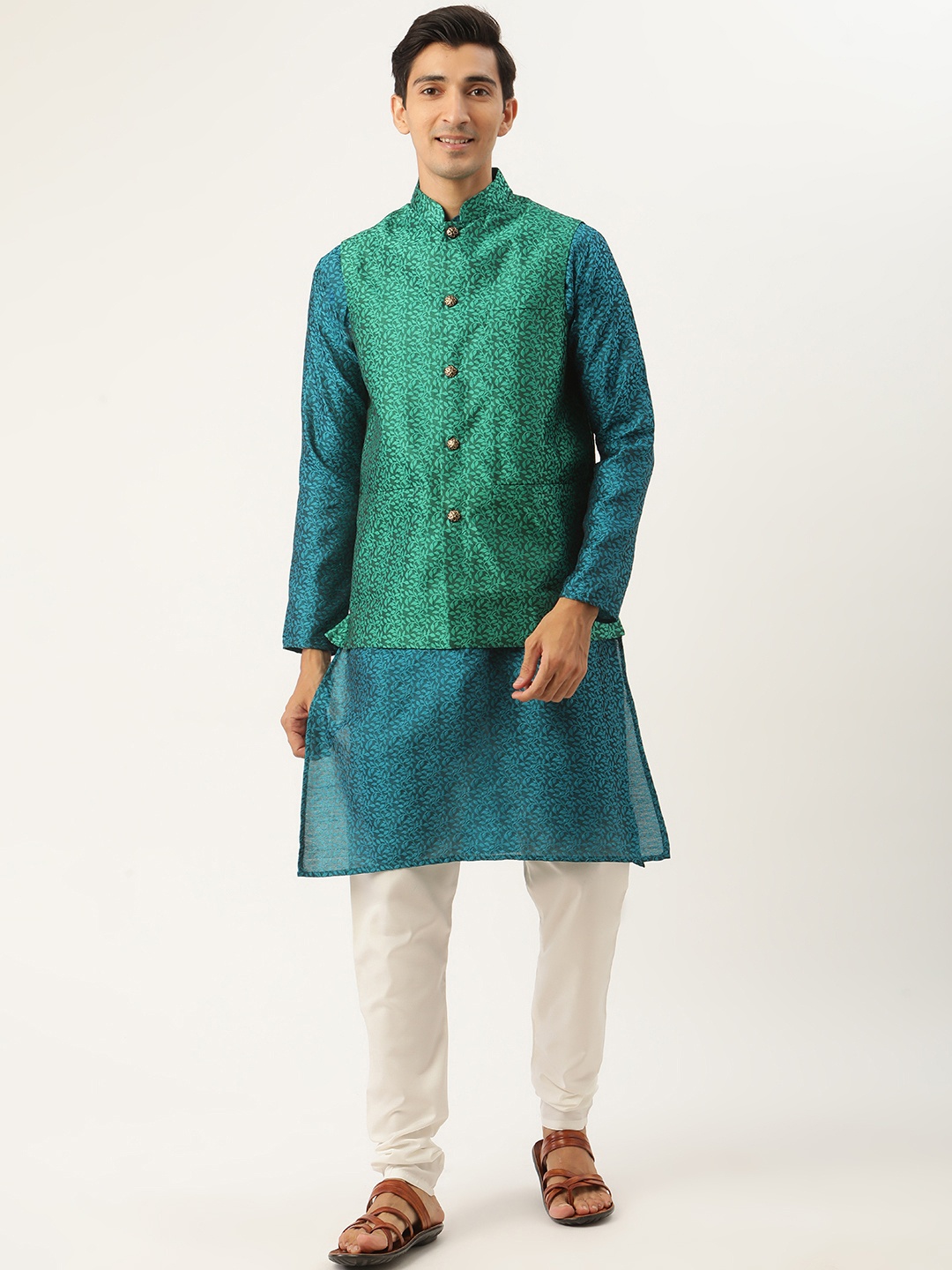 

SOJANYA Men Teal Blue & Green Woven Design Kurta with Churidar & Nehru Jacket