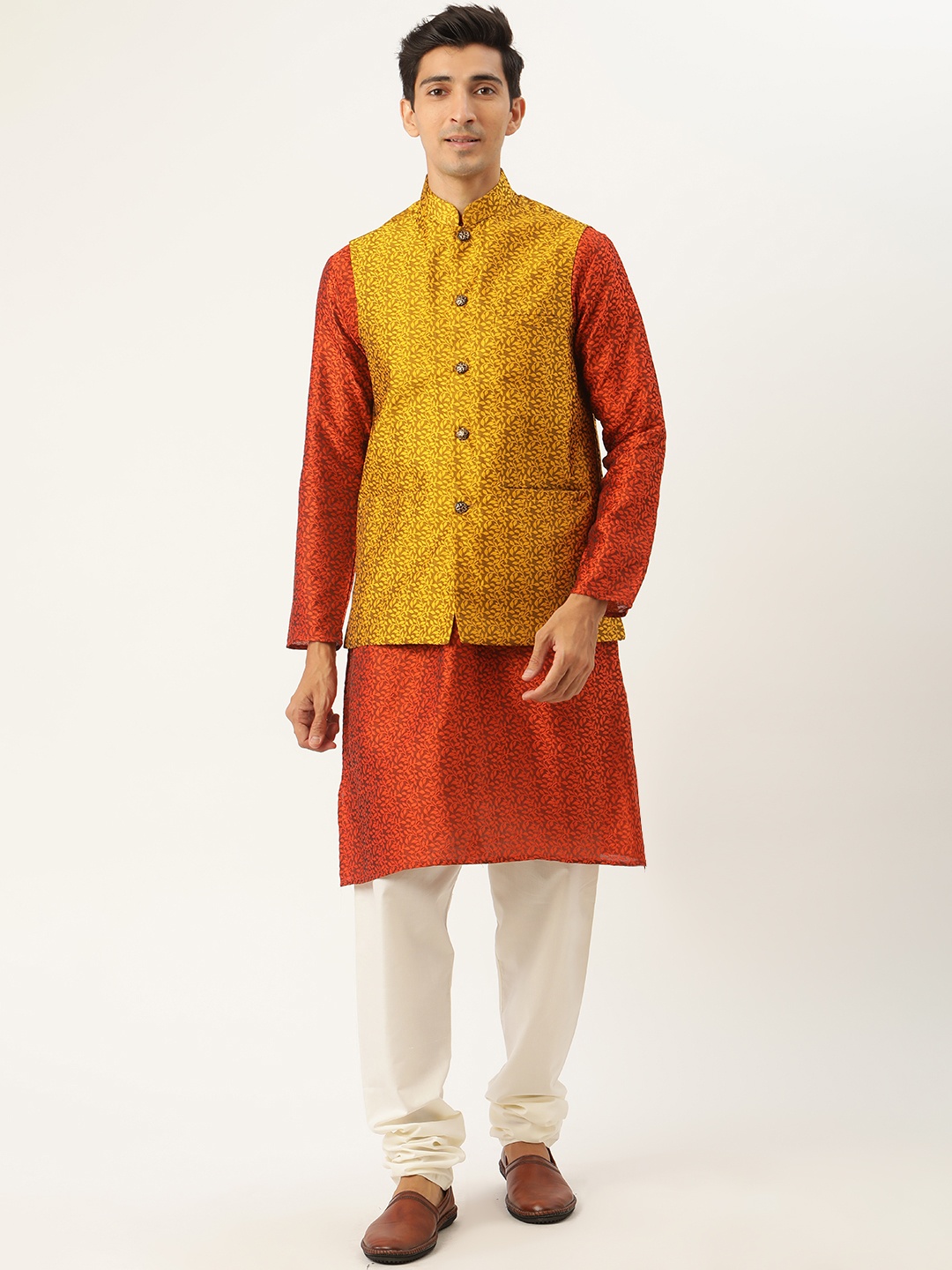 

SOJANYA Men Orange & Mustard Yellow Ethnic Motifs Kurta with Churidar & Nehru Jacket