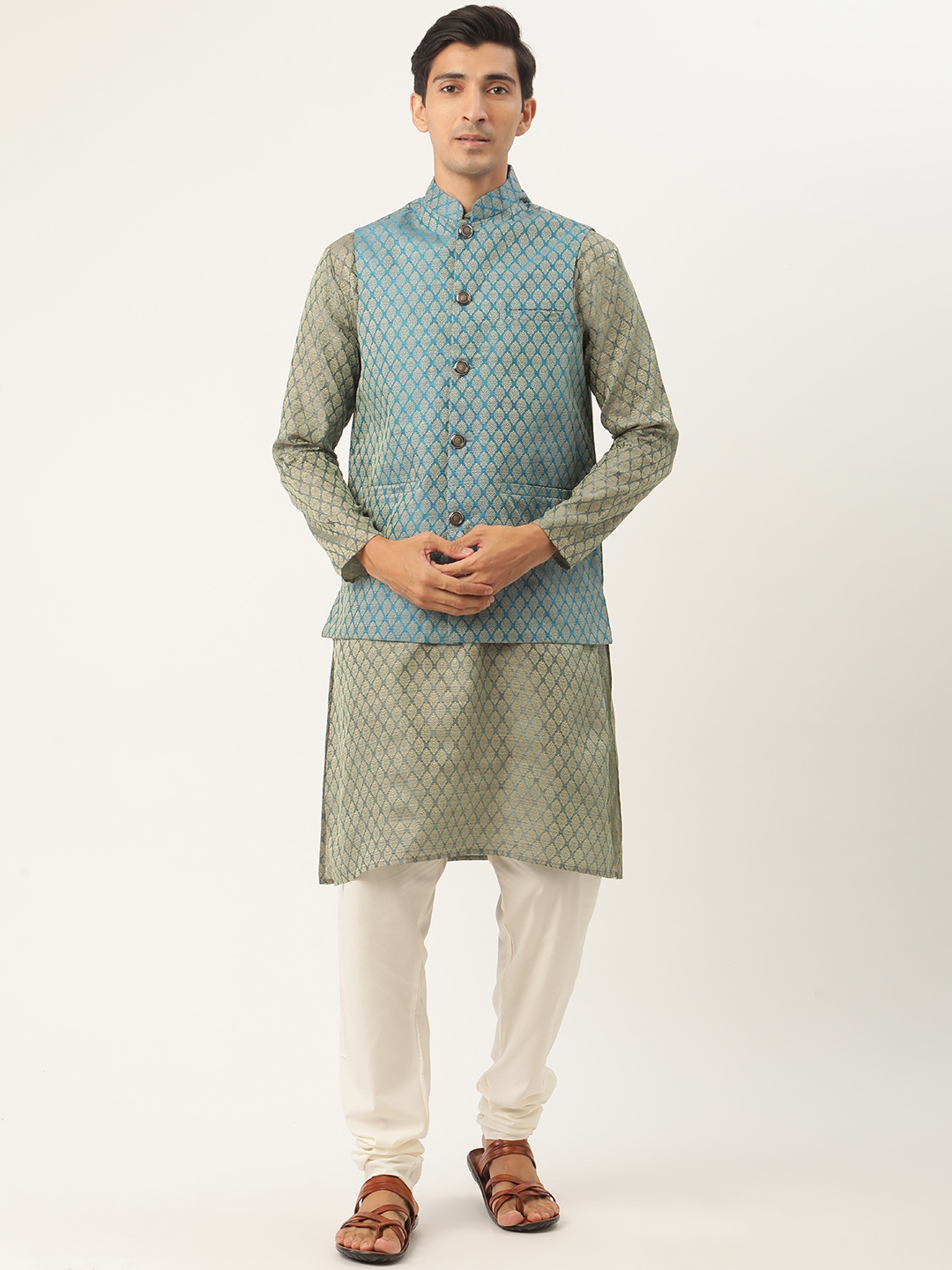 

SOJANYA Men Green & Teal Blue Ethnic Motifs Kurta with Churidar & Nehru Jacket