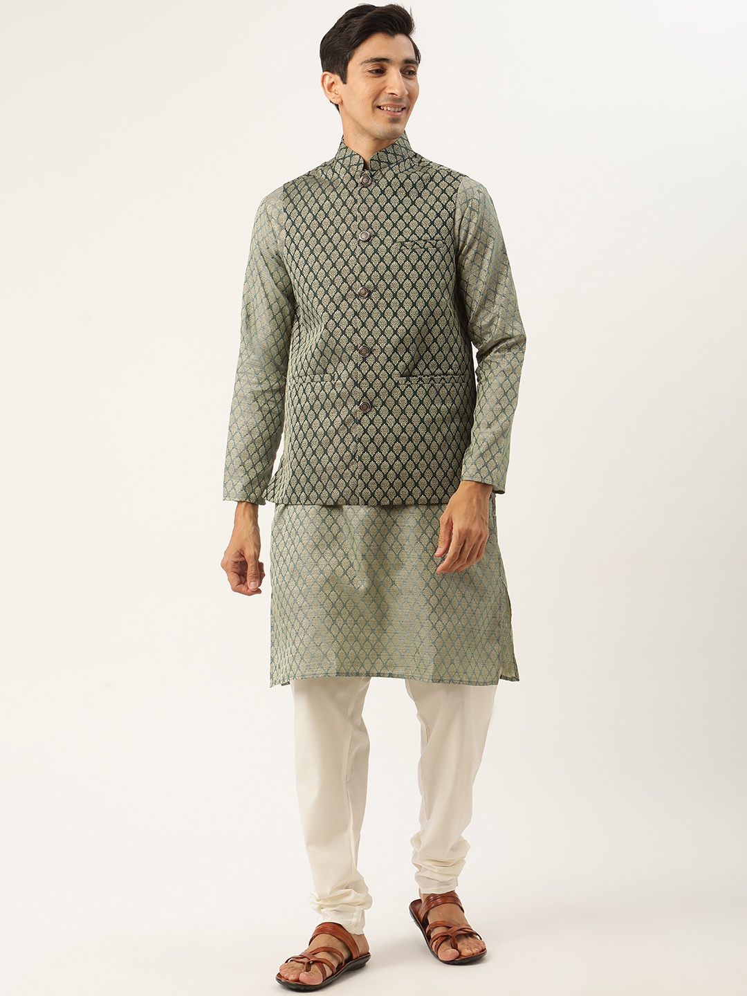 

SOJANYA Men Green & Off-White Ethnic Motifs Kurta with Churidar & Nehru Jacket