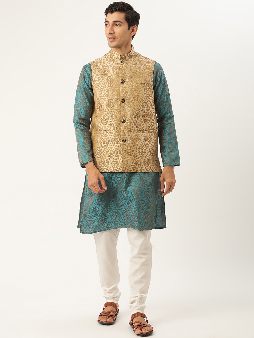 

SOJANYA Men Teal Blue & Beige Ethnic Motifs Kurta with Churidar & Nehru Jacket