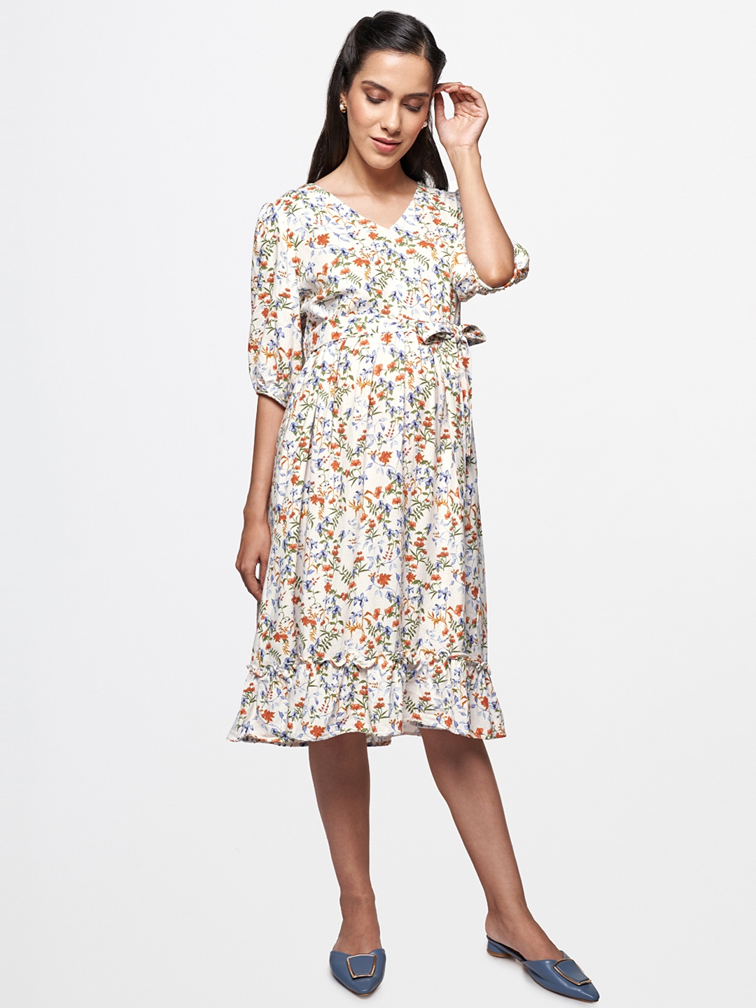 

AND Women White & Orange Floral Print Wrap Dress