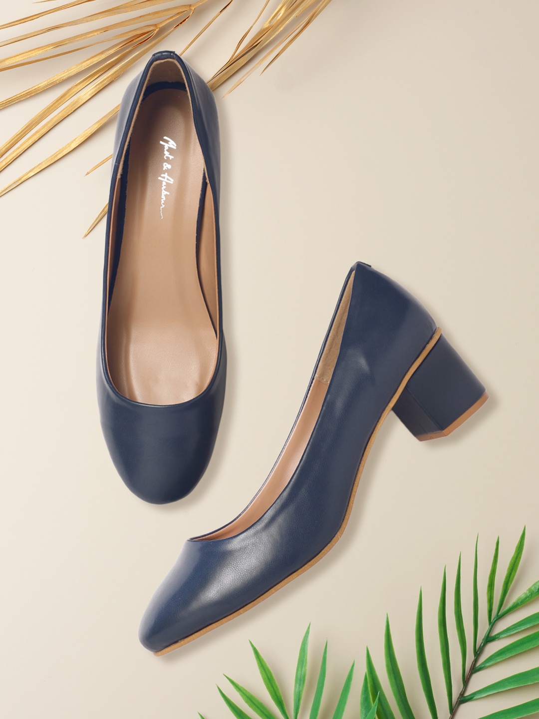 

Mast & Harbour Women Navy Solid Pumps, Navy blue